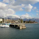 Bon Rivage